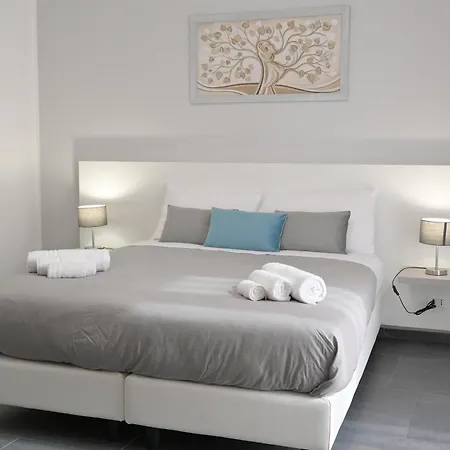 ゲストハウス Da 'nfacci 3*