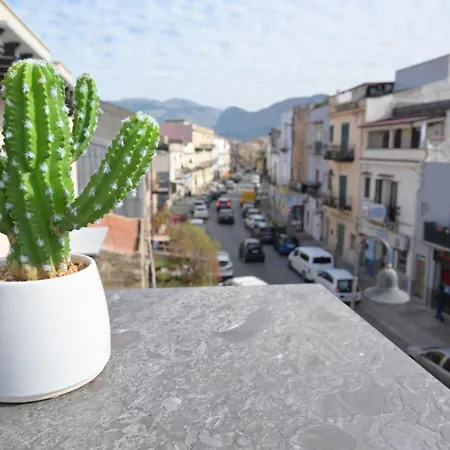 ゲストハウス Da 'nfacci カリーニ