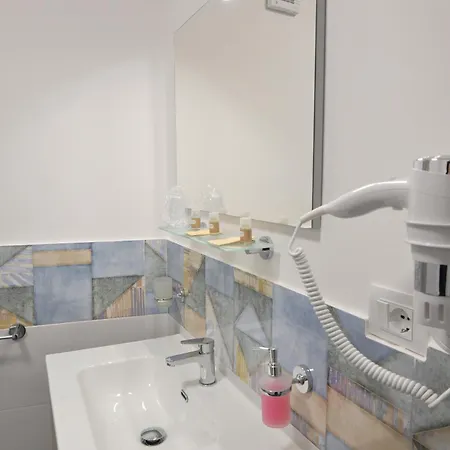 ゲストハウス Da 'nfacci カリーニ